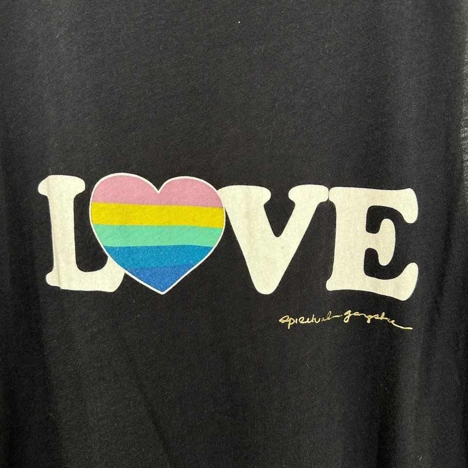 Tanque preto gangster espiritual tamanho pequeno micro modal AMOR gráfico de coração arco-íris - Imagem 2 de 4