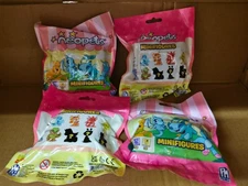 Lot of 4 Pieces PhatMolo Neopets Minifigures Blind Bags NEW Sealed