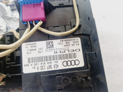 Audi A8 4E D3 Innenleuchte Leseleuchte 4E0907135A - Bild 4 von 5