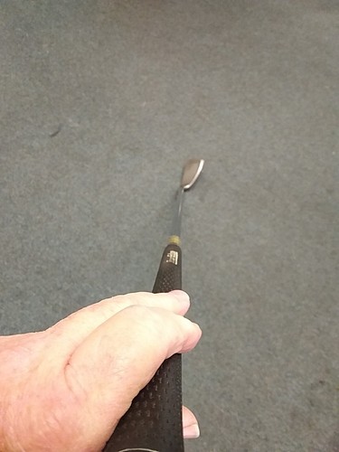 Wilson Staff Fat Shaft PW 35.5" RH Reg Flex Steel Used - Picture 4 of 4