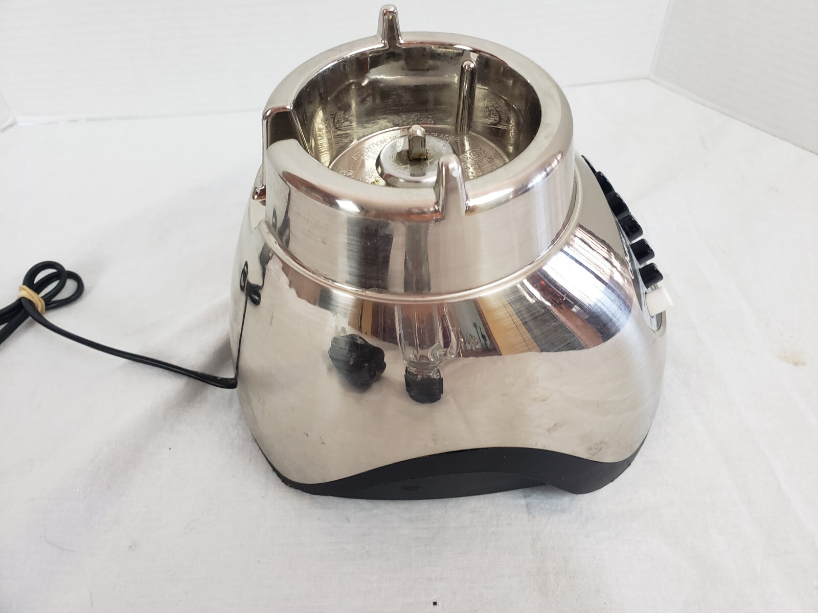 Oster Model 6812 Chrome 16Speed Blender w/5 cup Glass Jar eBay