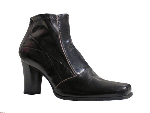 franco sarto wide width