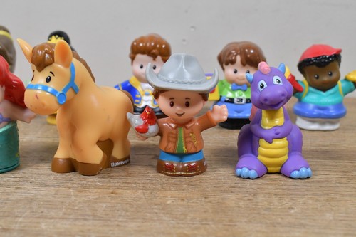 13x Fisher Price Little People Figures Disney Princess Dragon Farmer Ariel etc - Picture 3 of 9