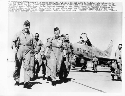 Set of 10 North American F-100D Super Sabre B&W & color prints ca 8X10(20X25cm) - Picture 2 of 10