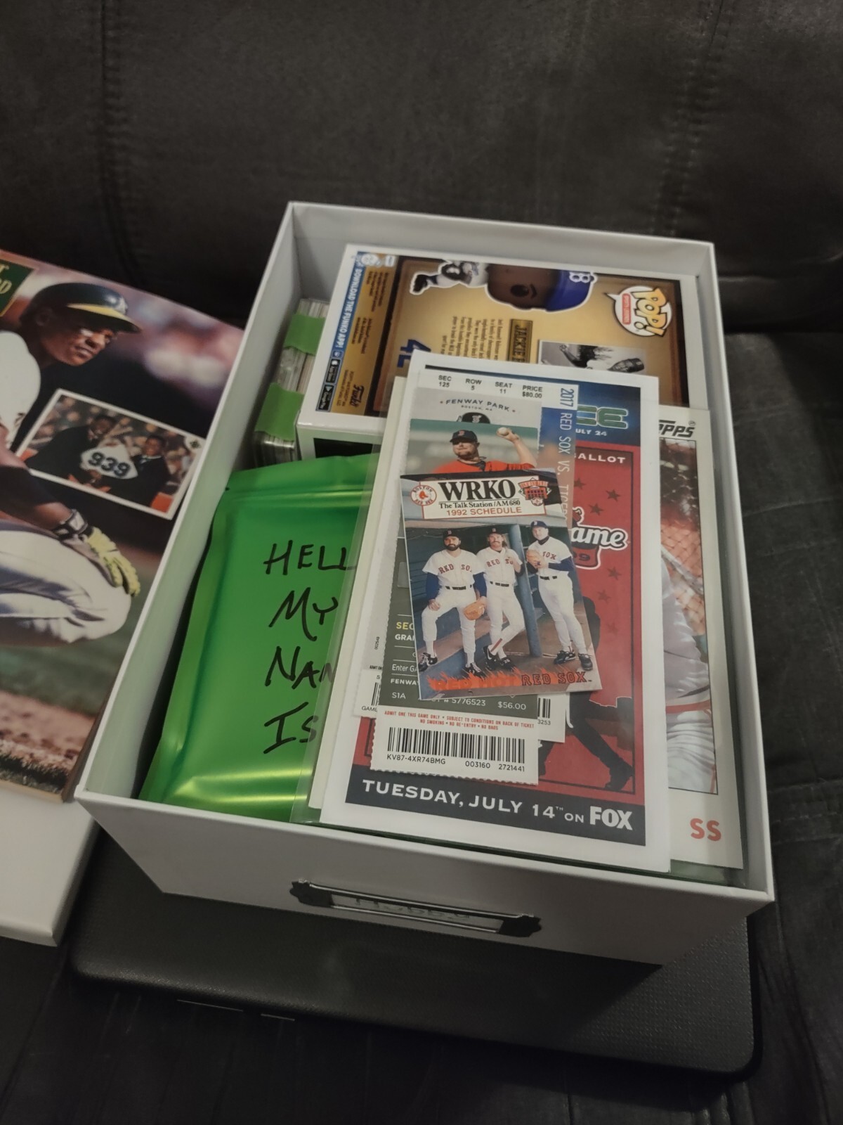 Baseball Card Hobby Box 16 Packs 10 Autos PSA 10 & FUNKO every Box READ