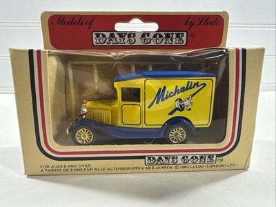 Lledo Days Gone, Michelin Van With Plastic Figures