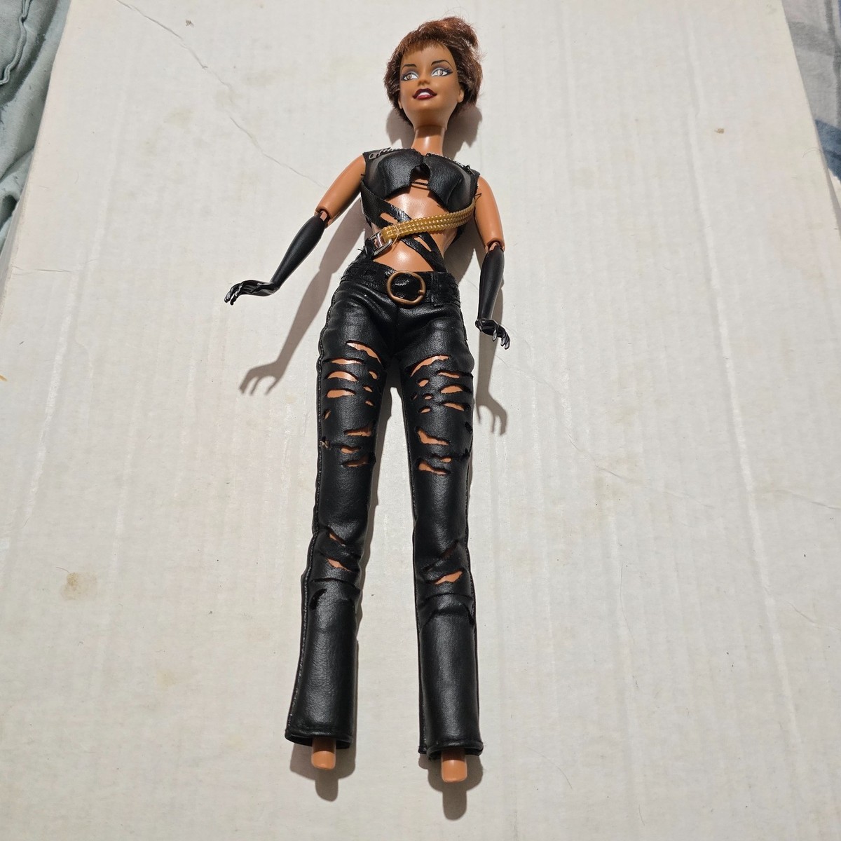 Vtg 2004 Mattel Barbie Catwoman Halle Berry B5838 Doll | eBay