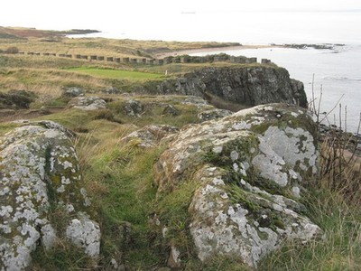 Foto A3 Panzerfallen bei Maggie's Loup Gullane eines von vielen Relikten des 2.WK c2014