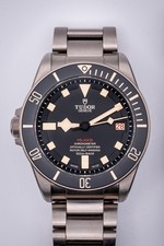 2023☑️ Tudor Pelagos Black Dial LHD 42mm Titanium 25610T Box and Papers Full Set
