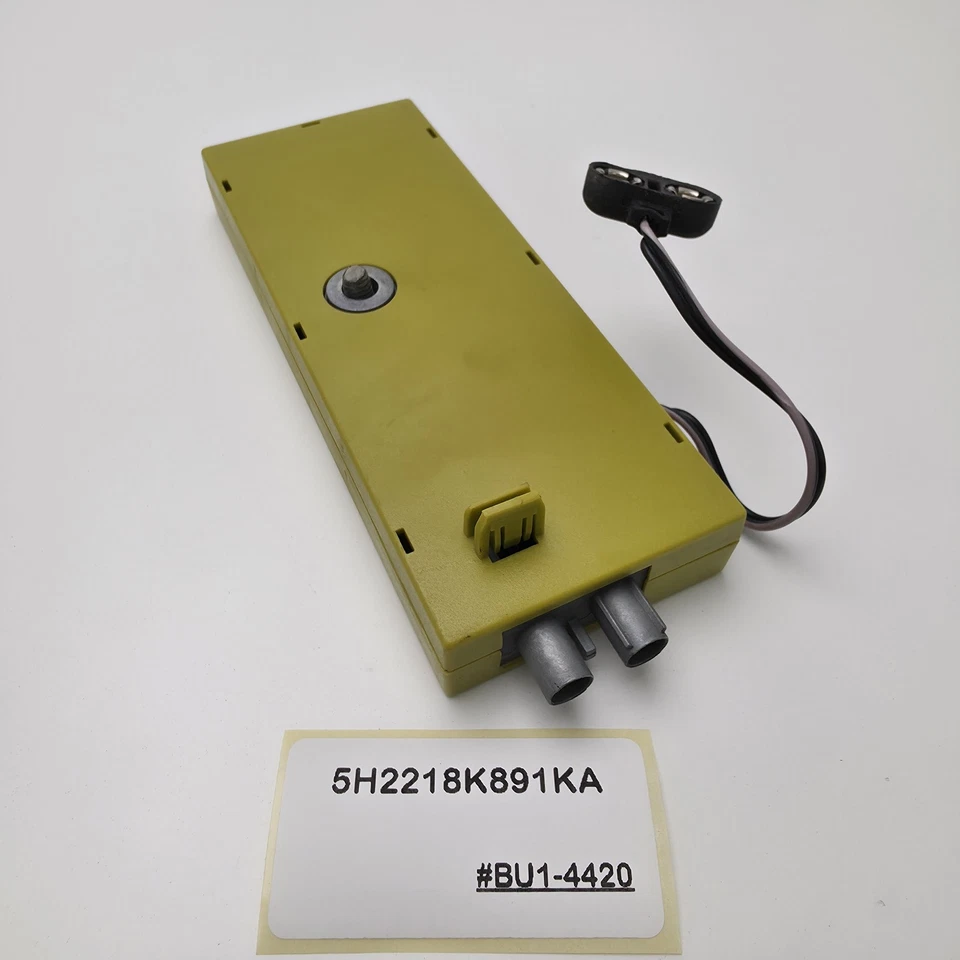 2005-2013 Land Rover Range Rover Sport антенна усилитель 5H2218K891KA - Изображение 4 из 4