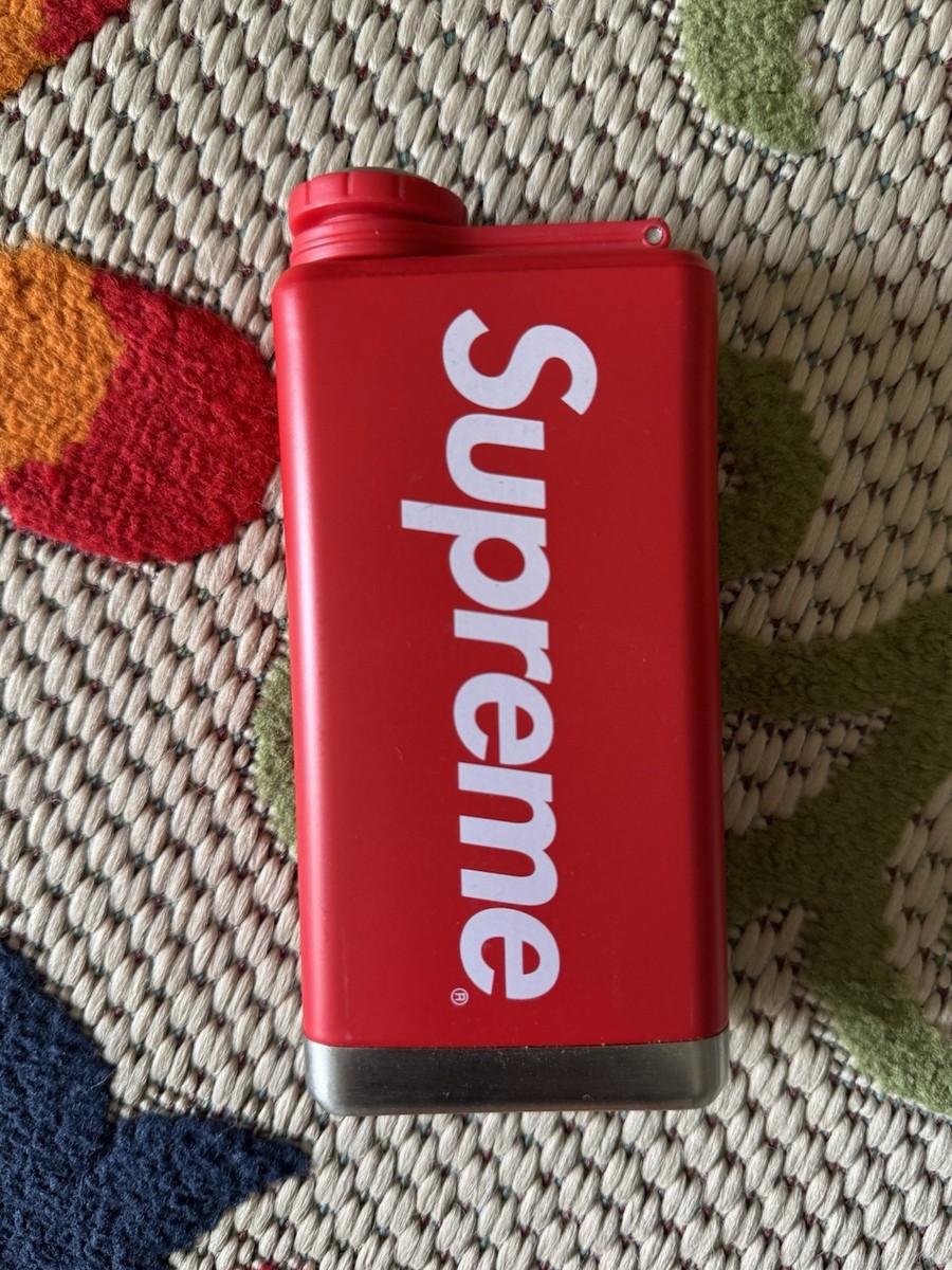 NEW - SUPREME x STANLEY ADVENTURE FLASK - LEAKPROOF STAINLESS