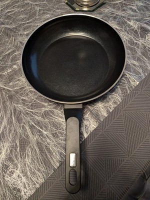 NEU Berndes Bratpfanne 28 cm 11'' Aluminium Pfanne 3-lagige Antihaftversiegelung