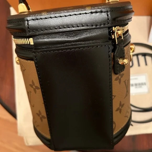 Louis Vuitton Reverse Monogram reverse Monogram c… - image 12