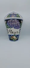 OLIVA STREET POTTERY WALL POCKET VASE HANGING WALL POCKET FLEUR HYDRANEES