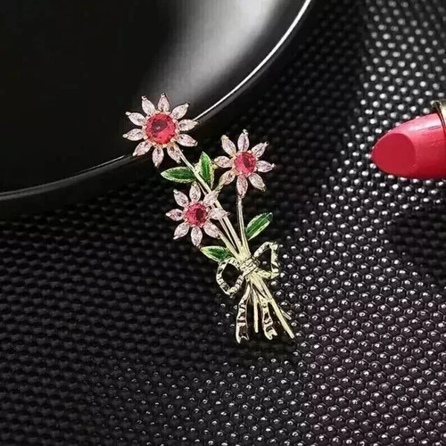 2Ct Round Cut Lab-Created Ruby Flower Charm Brooch Pin 14K Yellow Gold Plated - Picture 3 of 7