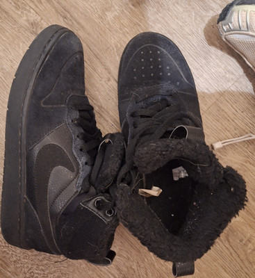 Nike High Top Sneaker Schwarz gefüttert Schnürung EU 38 Basketball