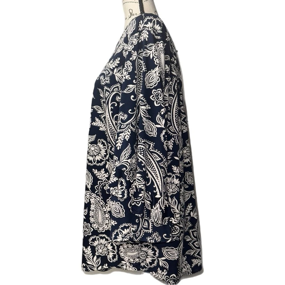 Ruby Rd. - Túnica Floral Paisley - Azul Marino y Blanco - Tejido Elástico - Boho - Talla 2X Foto 3 de 4