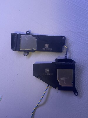 Microsoft Surface Pro 7+ / 7Plus 1961 Set Lautsprecher links & rechts mit Schrauben