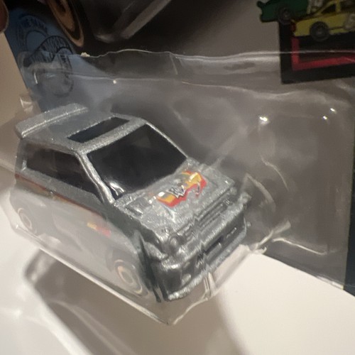 MINI - Hot Wheels 85 HONDA CITY TURBO ll HW RACEDAY - Picture 5 of 10