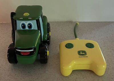 Tomy 42946 Unisex Kids John Deere Remote Control Johnny Tractor