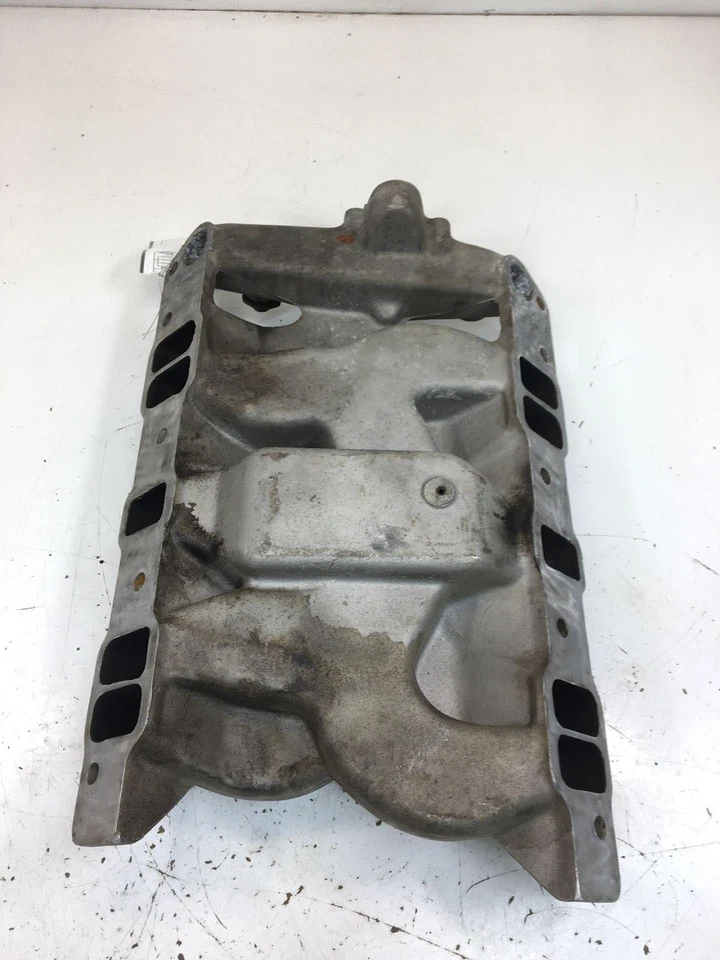 Colector de admisión PONTIAC TAMAÑO COMPLETO 68 69 70 Foto 4 de 4