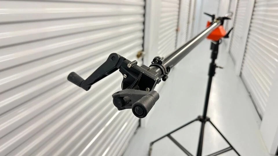 Manfrotto Super Boom 3390 con soporte de cine - Negro Foto 3 de 4