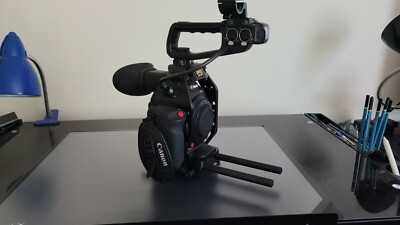 Canon EOS C100 Mark II Professional Cinema Camera - Black (Body
