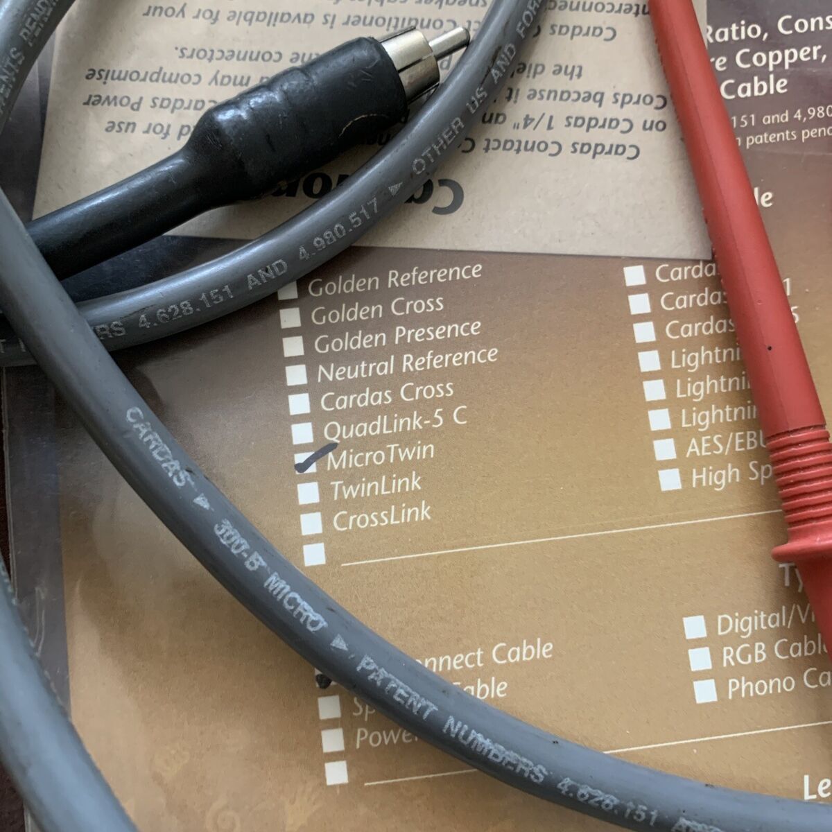 Cardas 300B MicroTwin ORIGINAL RCA cable 1mtr. Worldwide Cardas 300B MicroTwin ORIGINAL RCA cable 1mtr. Worldwide