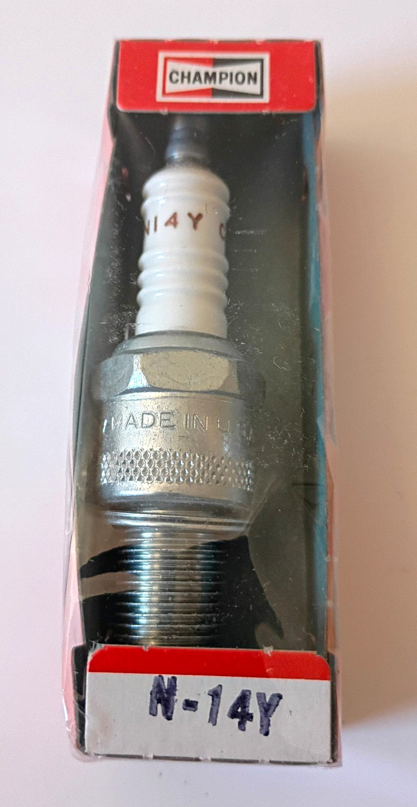 Champion spark plugs N-14Y NOS
