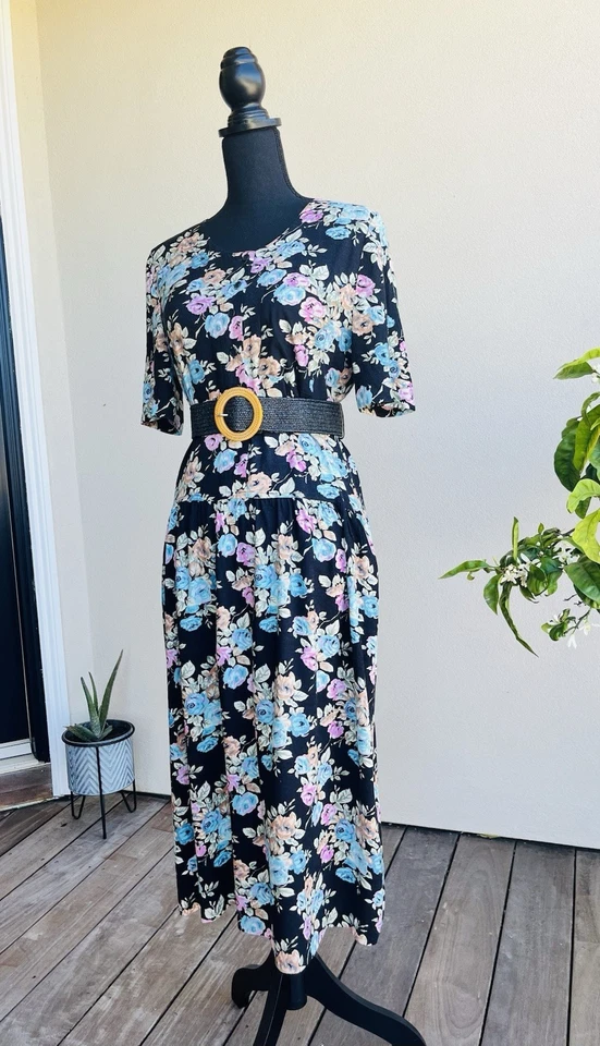 Vestido Vintage Floral Botones Cintura Caída Midi Dama Carol - Talla Pequeña/Mediana Foto 4 de 4