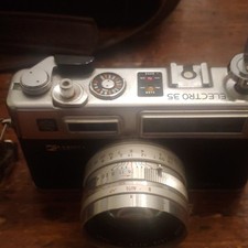 Yashica Electro 35 GSN Black Silver Rangefinder w/ 45mm Lens Flash