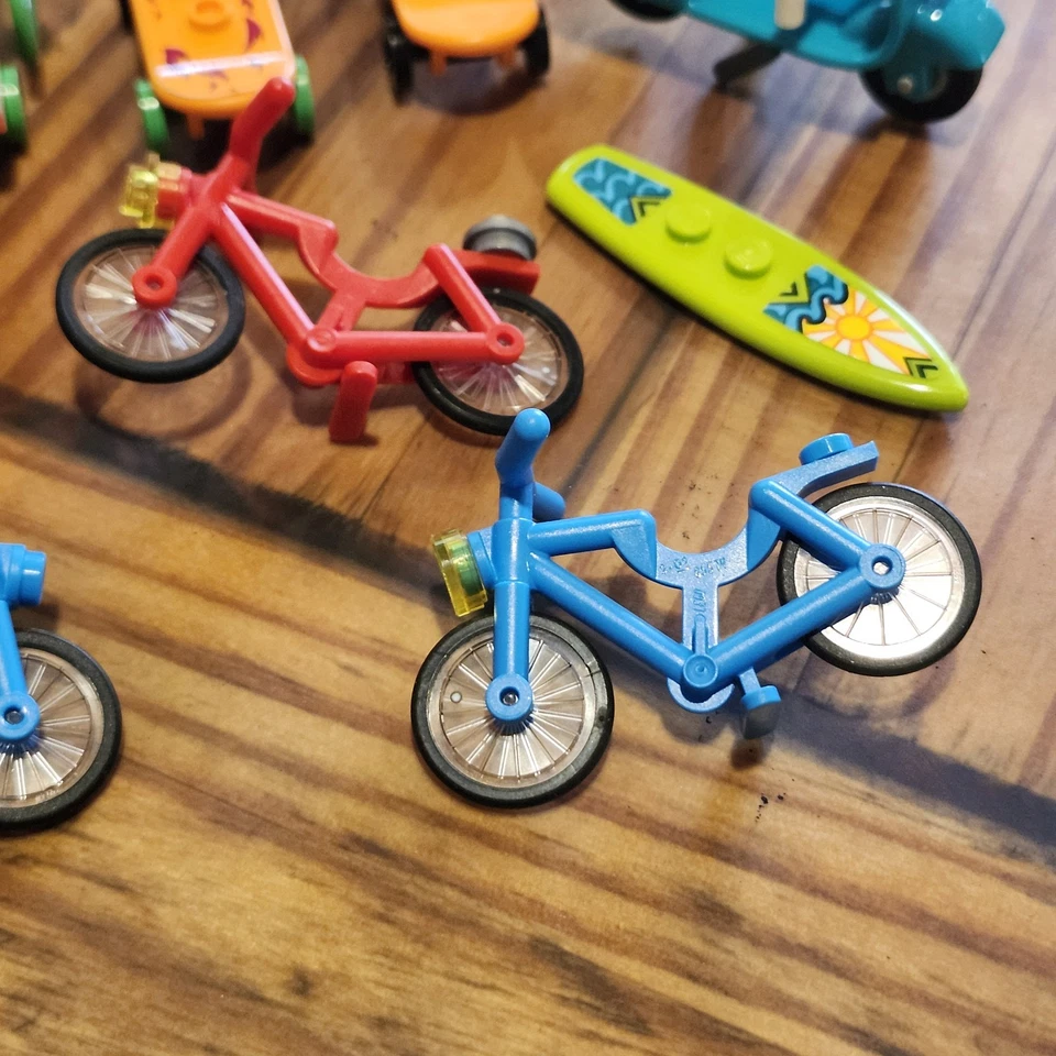 10 LEGO Bicicleta Bicicleta Monopatín Scooter Motocicleta Tabla de Surf Silla de Ruedas Ciudad Foto 4 de 4