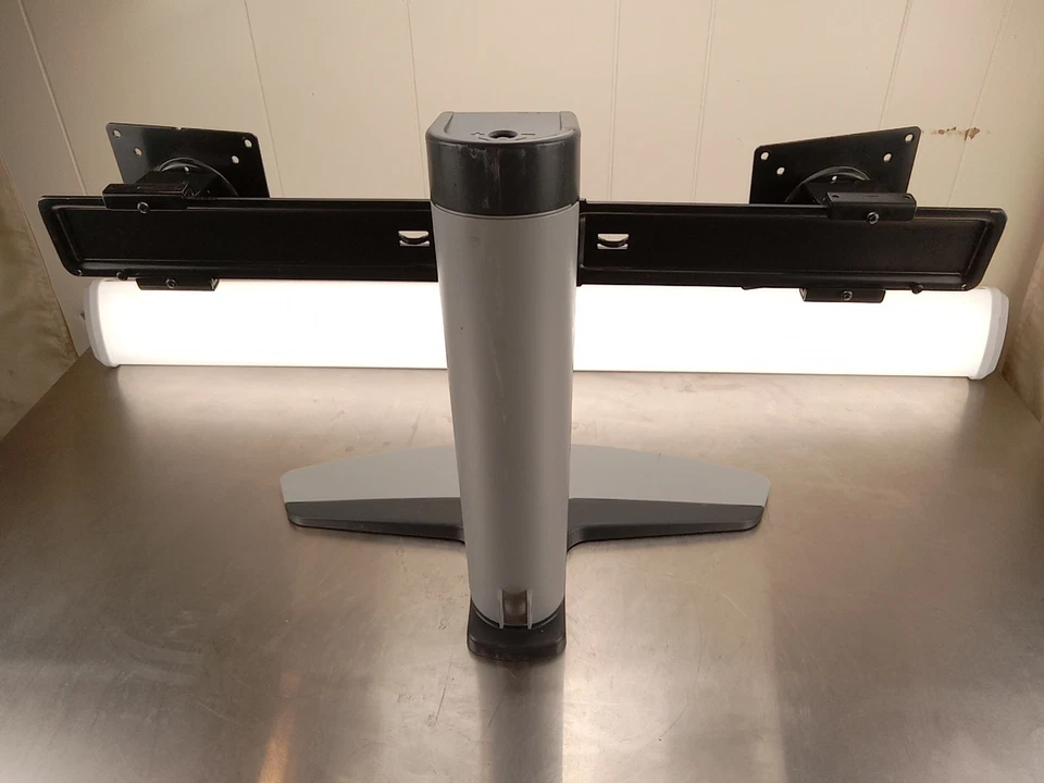 Ergotron Neo-Flex 33-330-085 Dual Monitor Stand - Image 3 of 3