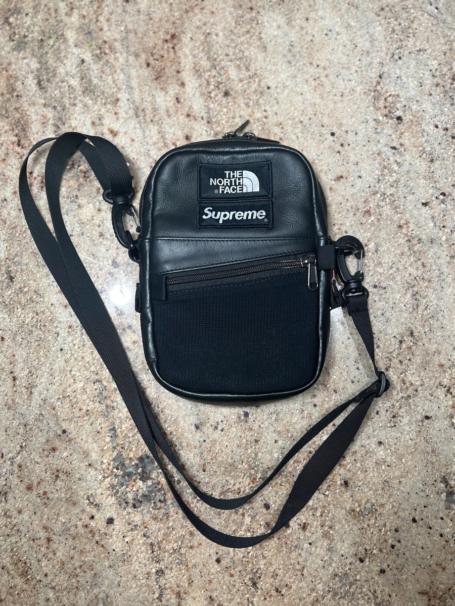 Supreme The North Face® Leather Shoulder Supreme The North Face Leather Shoulder Bag Black - FW18 - US
