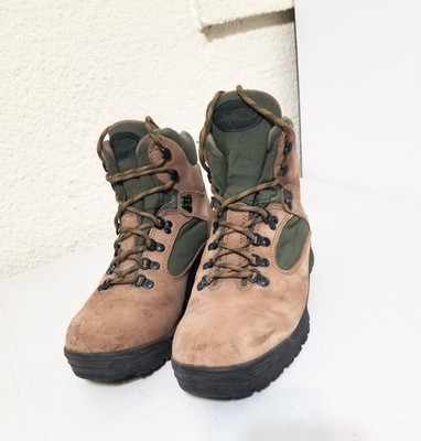 VASQUE 7190 Skywalk Tri V Leather/Olive Hike & Camp Boot Men 8.5W Excellent Cond