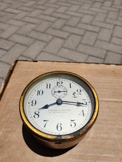 Chelsea Clock Company 3 1/2 ” dial. No key