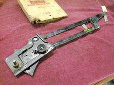 1949 Ford Car Coupe Lh Door Window Regulator Nos 8a-7023201-a 2-door 1949 Ford Car Coupe Lh Door Window Regulator Nos 8a-7023201-a 2-door