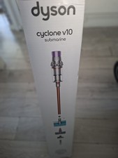 Dyson Cyclone V10 Submarine Cordless Vacuum Cleaner New & Sealed Bargain