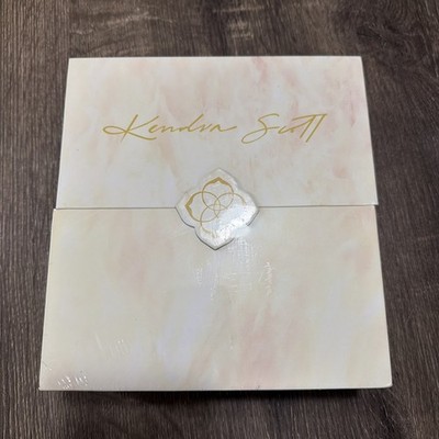Kendra Scott 12 Days of Joy Bestsellers Box in Gold sealed MSRP $325