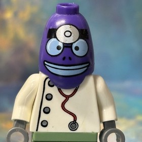 LEGO SPONGEBOB BIKINI BOTTOM EMERGENCY ROOM DOCTOR MINIFIGURE  BOB017