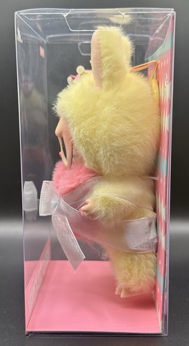 POP MART - Labubu The Monsters Let's Checkmate! Queen Hanging Vinyl - Picture 2 of 4