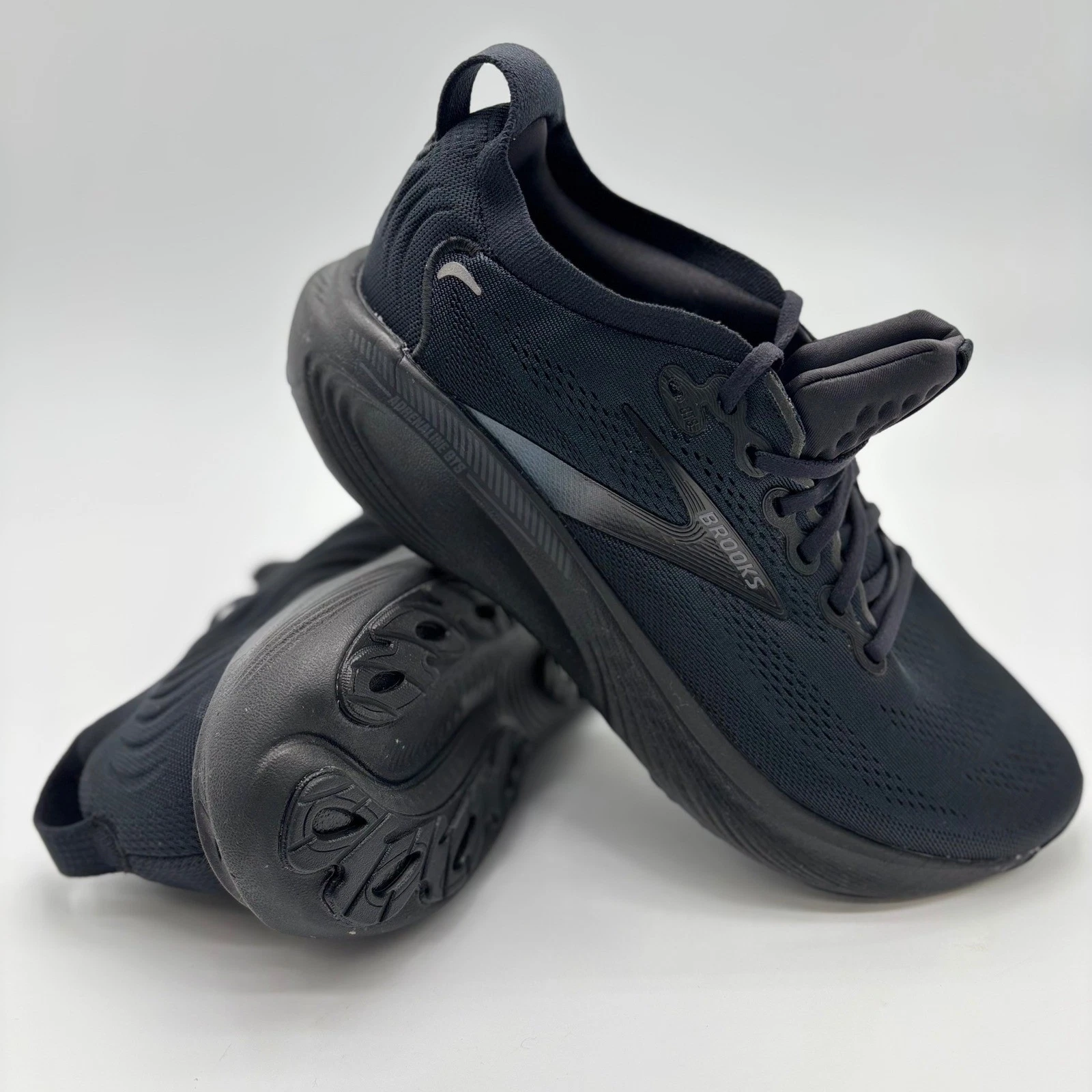 Brooks Adrenaline GTS 25 New Mens 11 Cushion Running/Walk Shoes Triple Black
Opens in a new window o