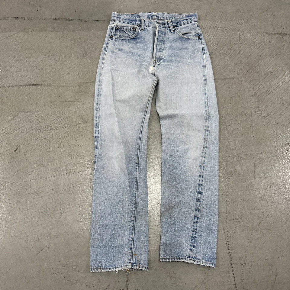 Jeans jeans redline vintage anos 70/80 LEVI’S 501 SELVEDGE 28x29 feito nos EUA Levis - Imagem 2 de 4