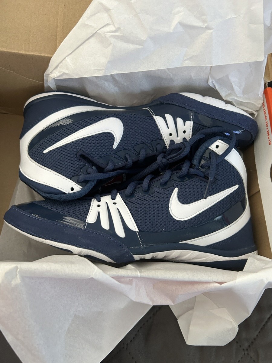 Nike Freek wrestling shoes brand new in box size (blue)