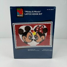 Disney Mickey  Minnie 20 x 30 Latch Hook Rug Kit D0015 Millennium 2000 Edition