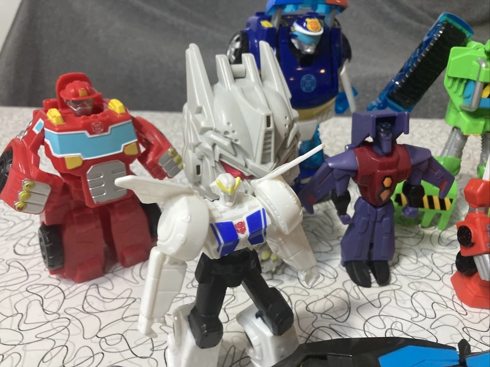 Lote Transformers Playskool Heroes Rescue Bots Bumblebee Optimus Prime BK Usado Foto 2 de 4