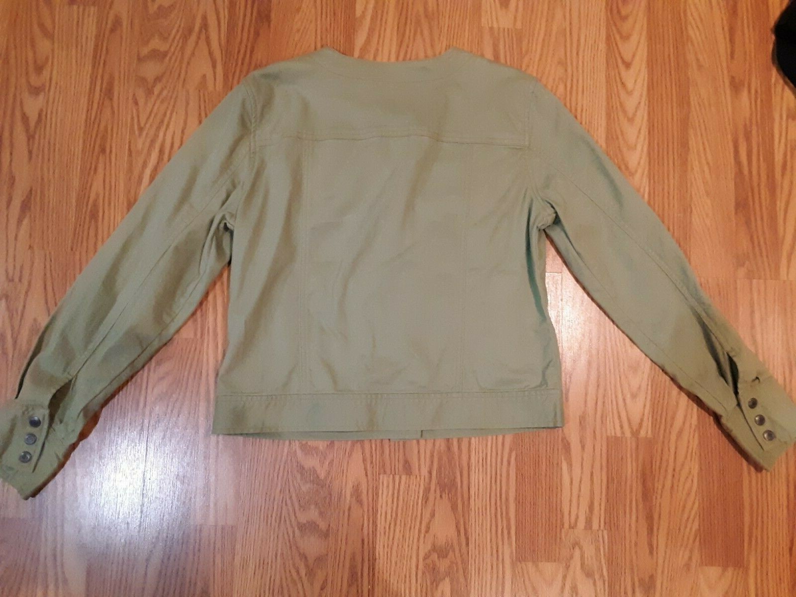 Picture 2 of 6