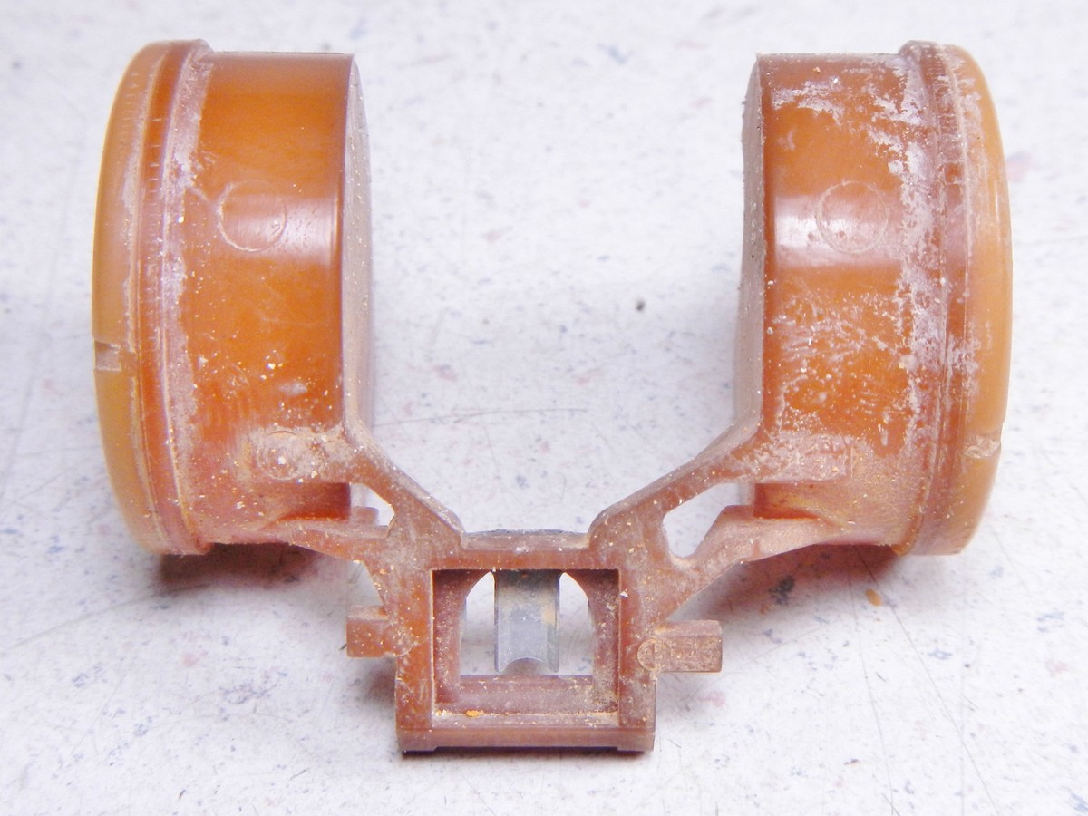 88 KAWASAKI KAF450 B1 MULE 1000 CARBURETOR FLOAT