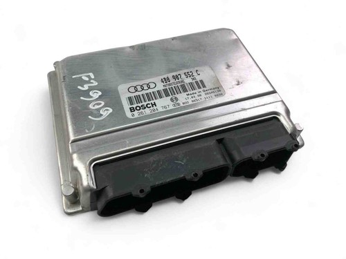 F3909 AUDI Motorsteuergerät ECU 4B0907552C 0261204767