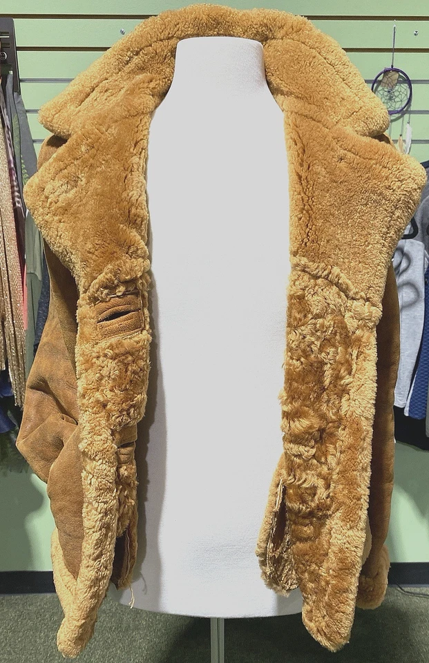 Real Shearling Sheepskin Jacket cognac color From Italy Thick Warm Vintage S/P - Image 2 of 4